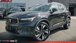 2023 Volvo XC40 B5 Ultimate Bright Theme