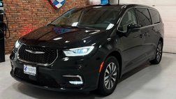 2023 Chrysler Pacifica Hybrid Touring L