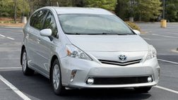 2013 Toyota Prius v Five