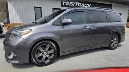 2015 Toyota Sienna SE 8-Passenger