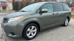 2011 Toyota Sienna LE 7-Passenger V6 AWD