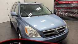 2007 Hyundai Entourage SE