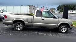 2000 Chevrolet S-10 LS