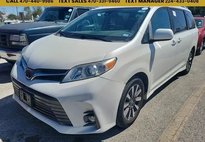 2019 Toyota Sienna XLE