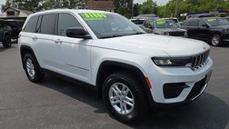 2022 Jeep Grand Cherokee Laredo