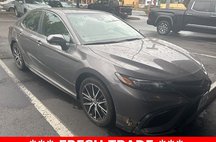 2024 Toyota Camry Hybrid SE