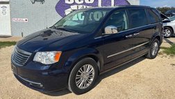 2015 Chrysler Town and Country Touring-L