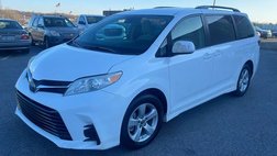 2018 Toyota Sienna LE