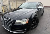 2013 Audi S8 4.0T quattro