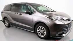 2022 Toyota Sienna XLE