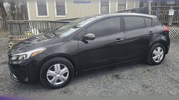 2017 Kia Forte5 LX