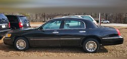 1999 Lincoln Town Car Signature