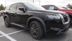 2022 Nissan Pathfinder S
