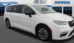 2024 Chrysler Pacifica Hybrid Select