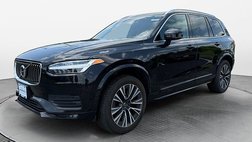 2022 Volvo XC90 T6 Momentum 7-Passenger