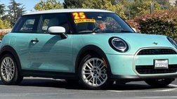2025 MINI Hardtop 