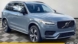 2023 Volvo XC90 Recharge T8 Plus Dark Theme
