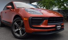 2022 Porsche Macan Base