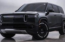 2025 Rivian R1S Adventure