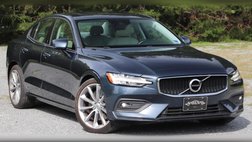 2021 Volvo S60 T6 Momentum