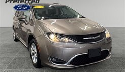 2017 Chrysler Pacifica Touring L FWD