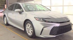 2025 Toyota Camry Hybrid LE