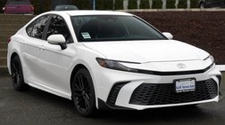 2025 Toyota Camry Hybrid SE