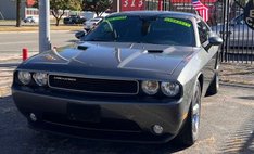 2012 Dodge Challenger SXT