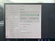 2022 Tesla Model X Base