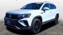 2024 Volkswagen Taos SE 4Motion