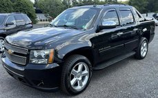 2013 Chevrolet Avalanche LS Black Diamond