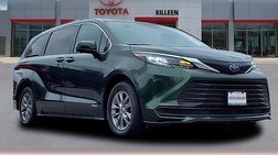 2021 Toyota Sienna LE 8-Passenger