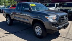 2017 Toyota Tacoma 4WD Access I4 MT (Natl)