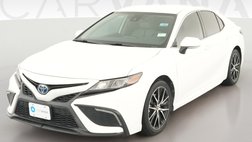 2022 Toyota Camry Hybrid SE