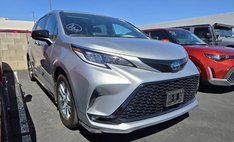2022 Toyota Sienna XSE 7-Passenger