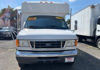 2006 Ford E-350 Base