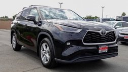 2022 Toyota Highlander LE