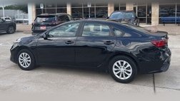 2022 Kia Forte FE