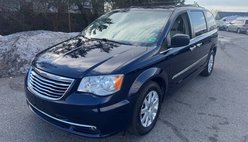 2016 Chrysler Town and Country Touring