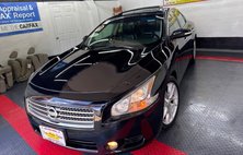 2010 Nissan Maxima 