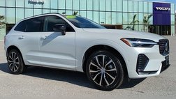 2025 Volvo XC60 B5 Plus Dark Theme