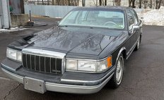 1991 Lincoln Town Car Signature