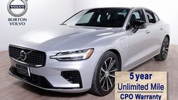 2023 Volvo S60 Recharge T8 Plus Dark Theme