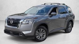 2024 Nissan Pathfinder SV