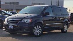 2016 Chrysler Town and Country Touring
