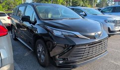 2025 Toyota Sienna XLE 7-Passenger