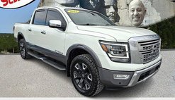 2023 Nissan Titan Platinum Reserve