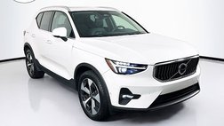 2024 Volvo XC40 B5 Plus Bright Theme