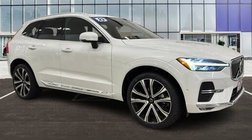 2023 Volvo XC60 B5 Ultimate Bright Theme