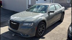 2018 Chrysler 300 S